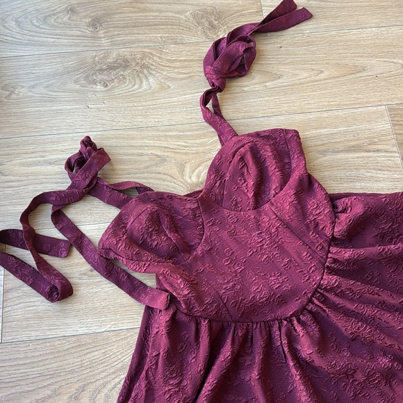 ROMWE Red Lace Dress - Picture 2 of 3